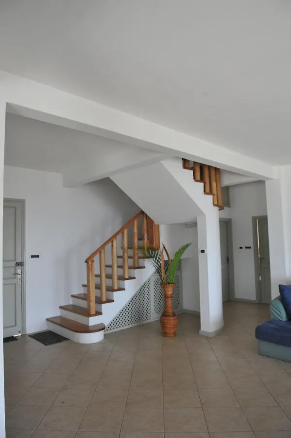 Fine View Villa Анс-Руаяль